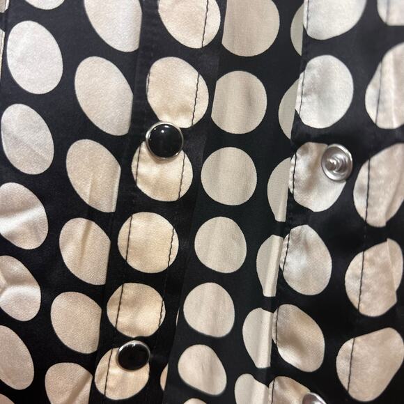 Count De La Liberte Black/White Silk SZ M Women’s Snap Up Blouse Excellent Cond. - Picture 8 of 12